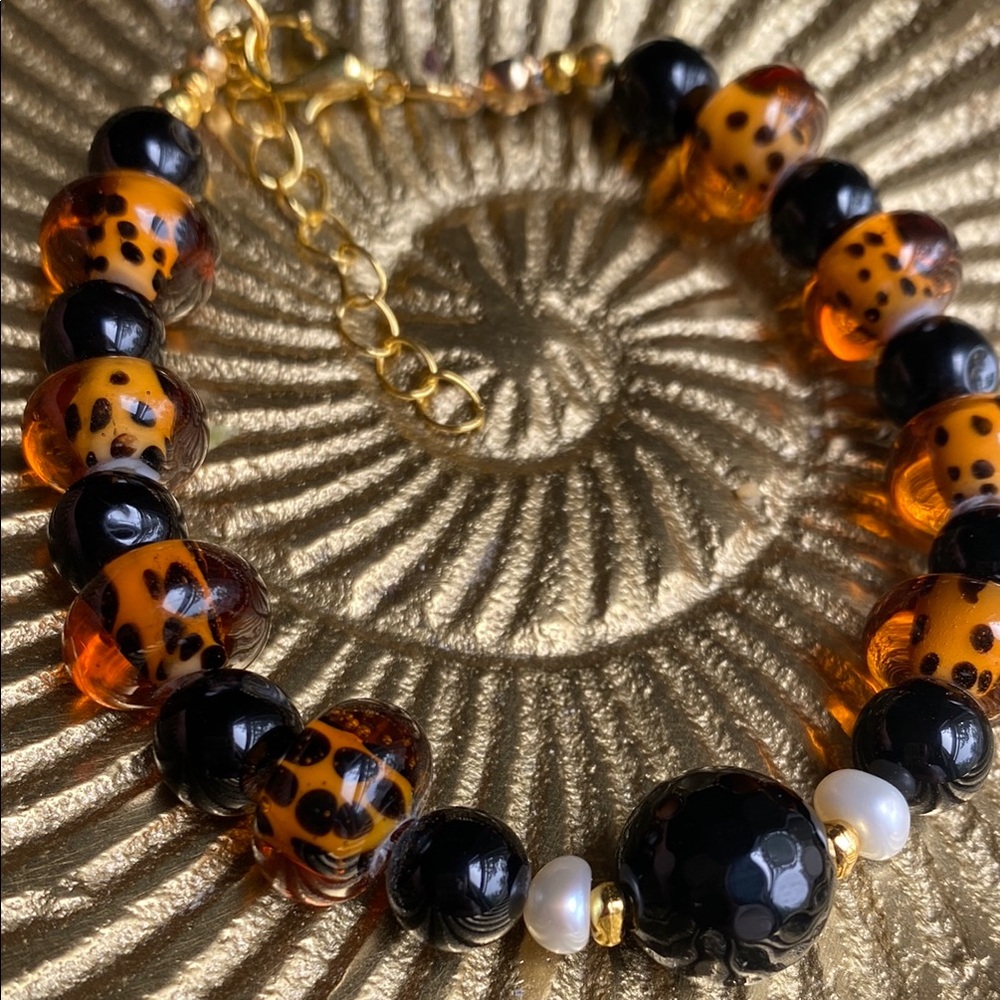 Handcrafted Specialty Glass, Pearl, Onyx and Agate Beaded Bracelet